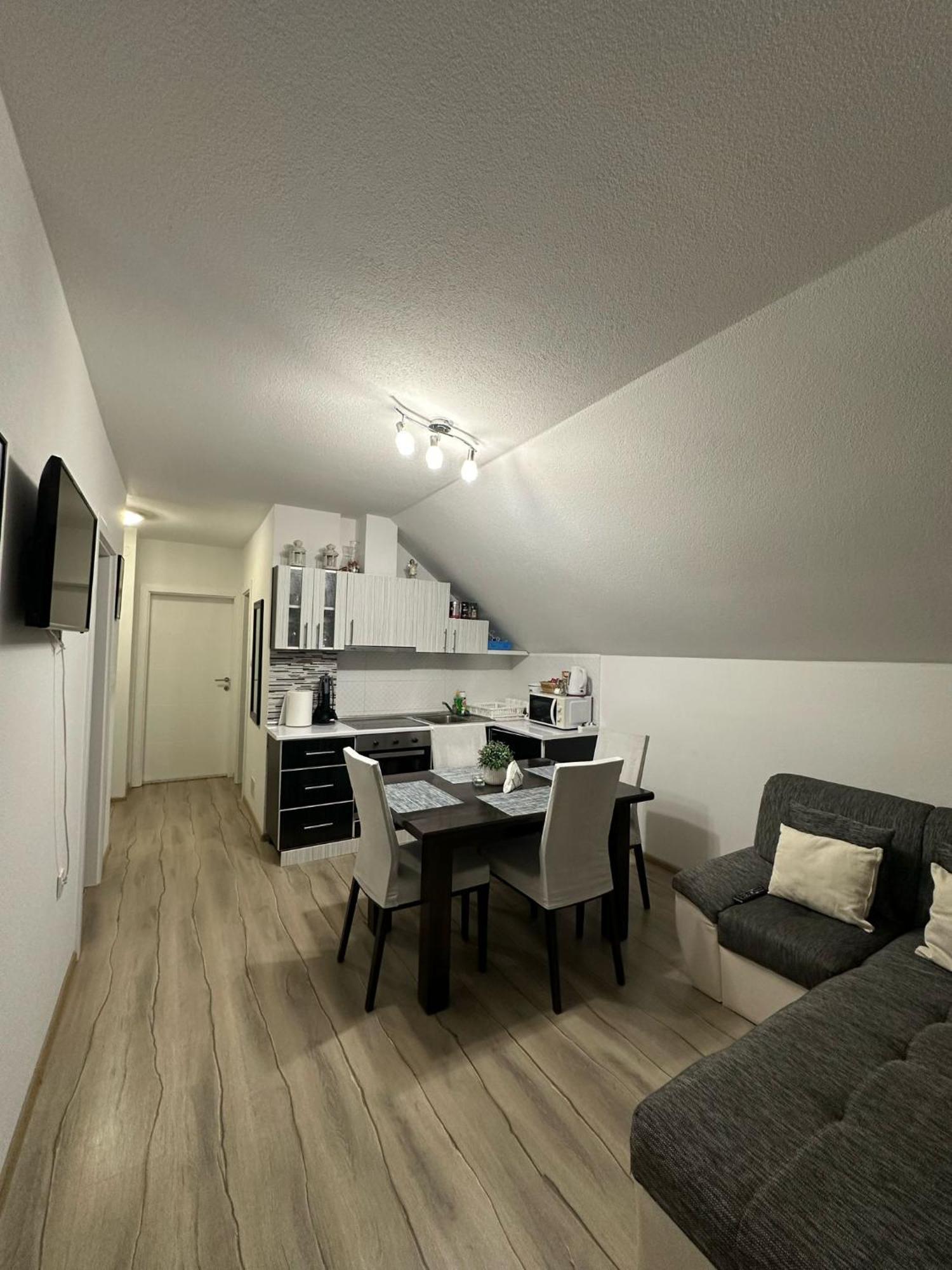 Apartment Rosandic Smoljanac Kültér fotó