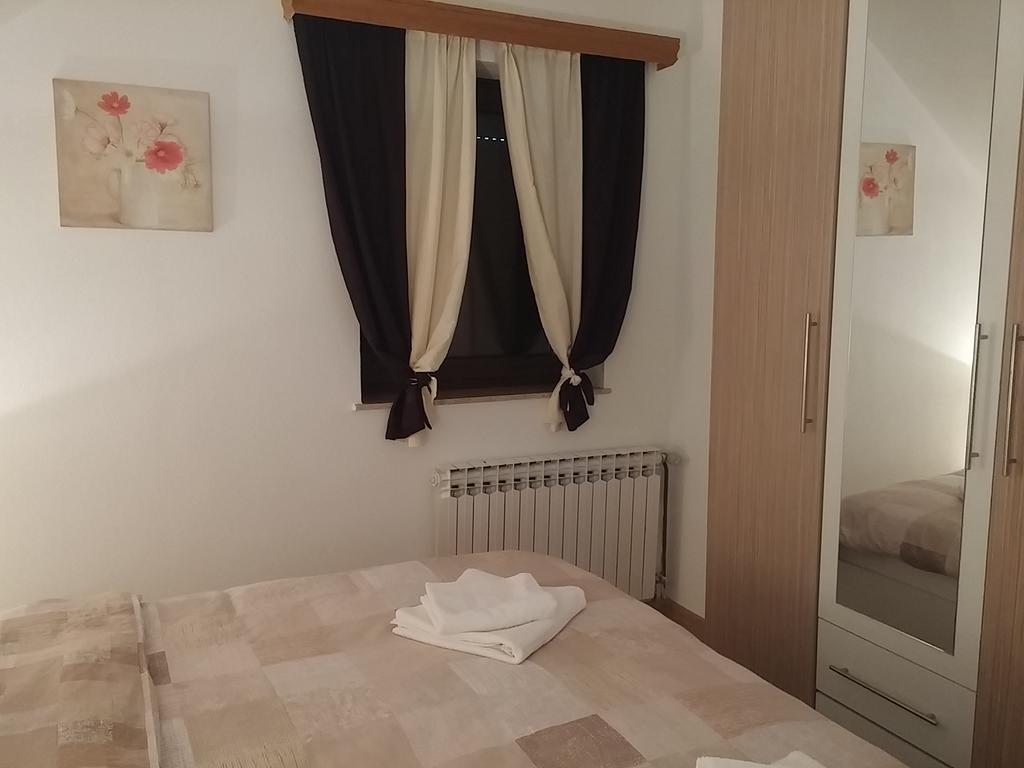 Apartment Rosandic Smoljanac Kültér fotó