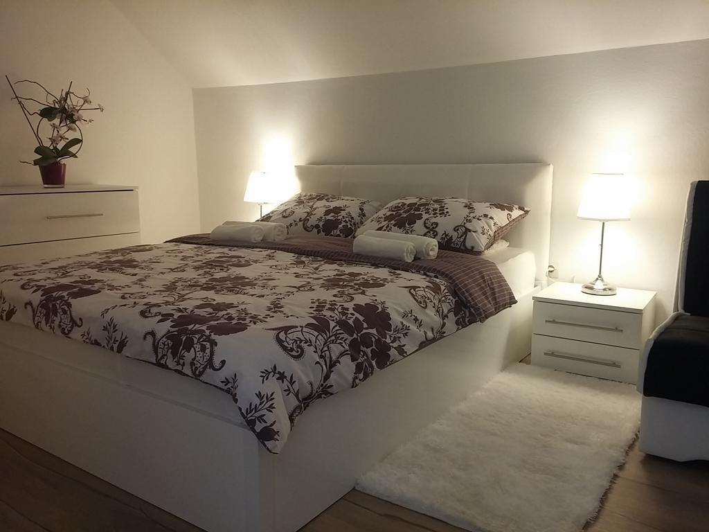 Apartment Rosandic Smoljanac Kültér fotó